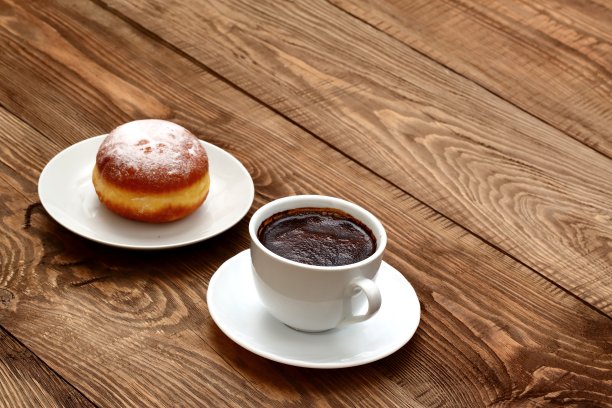 甜甜圈是一个甜甜的圆形蛋糕，中间有一个钥匙孔。图片下载