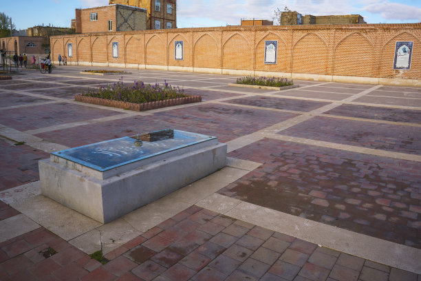 沙姆斯·塔布里兹陵墓图片下载