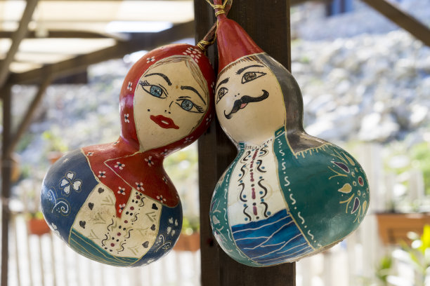 葫芦上画着男人和女人图片下载