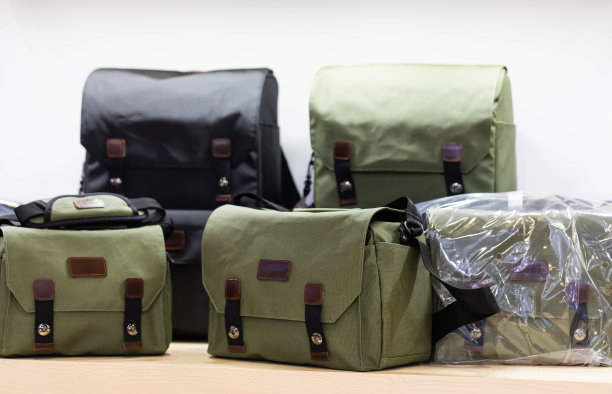 摄影的肩包图片下载