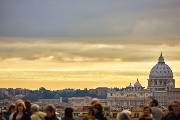令人惊叹的梵蒂冈大教堂图片下载
