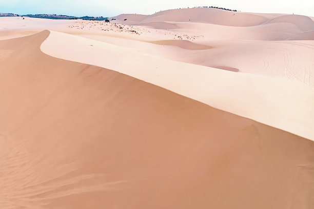 桑迪景观。略带红粉色的沙子。长时间的沙丘图片下载