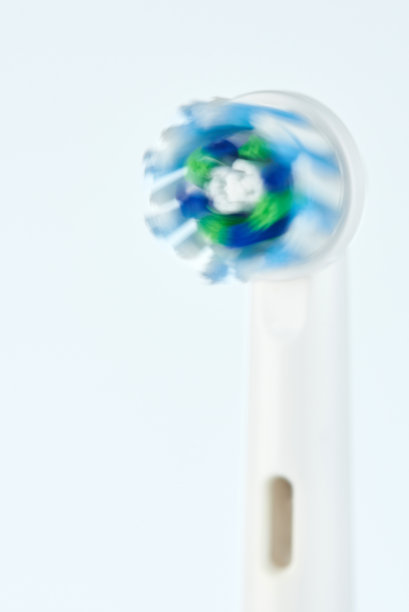 色彩斑斓的牙刷头图片下载