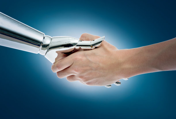 人与机器人在蓝色背景上握手图片下载