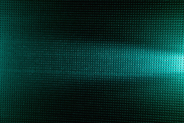 在绿色背景上的一盏灯笼的水平光图片下载