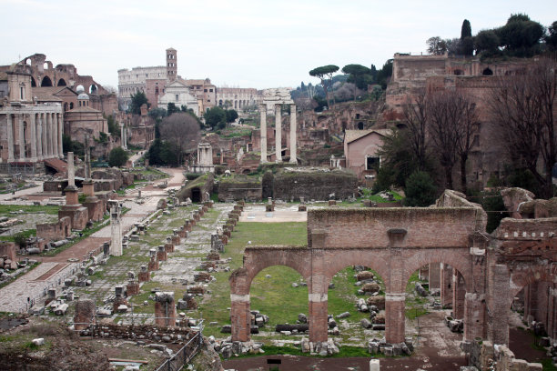 罗马论坛。古建筑意大利罗马。图片下载