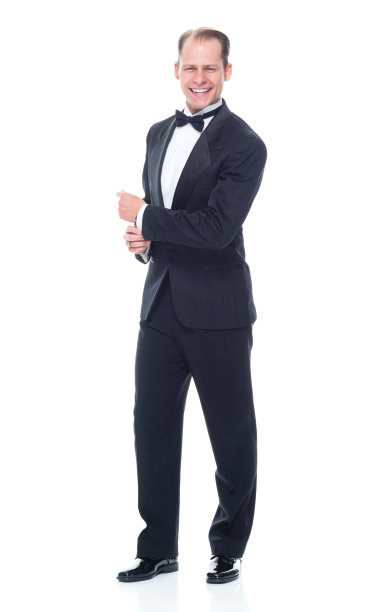 穿着燕尾服的帅哥图片下载