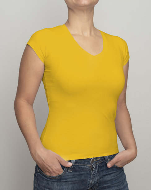 穿黄衬衫的女人图片下载