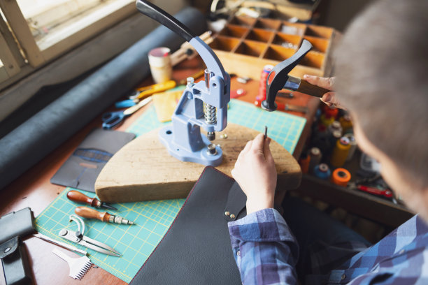 熟练的制造商图片下载