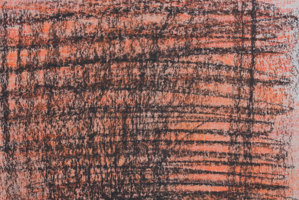 红色粉彩背景纹理上的黑色涂鸦图片下载