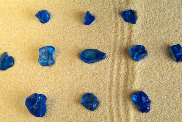 彩色石材块墙背景图片下载