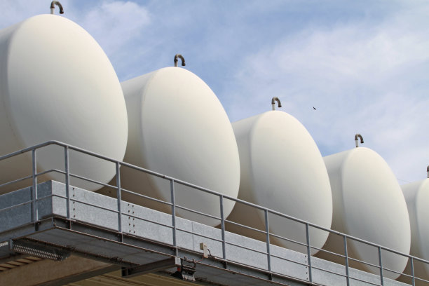 建筑结构仰天俯视图图片下载