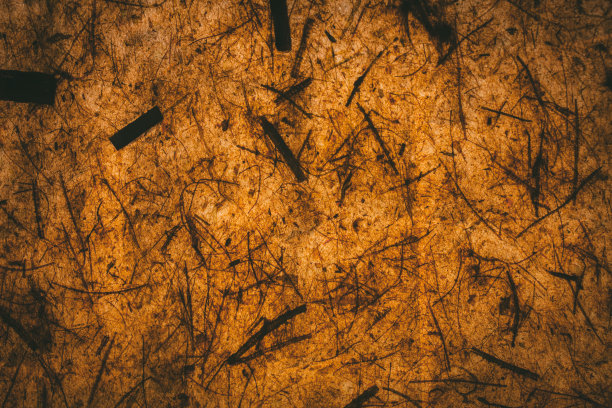 深棕色的纹理和背景由再生纸制成。布朗抽象结构。有机和自然的背景。图片下载