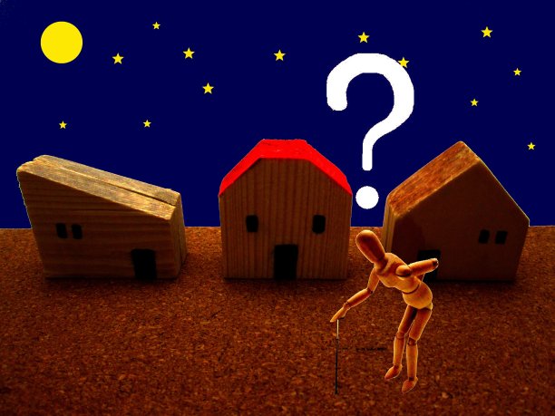 老人在午夜走出来图片下载