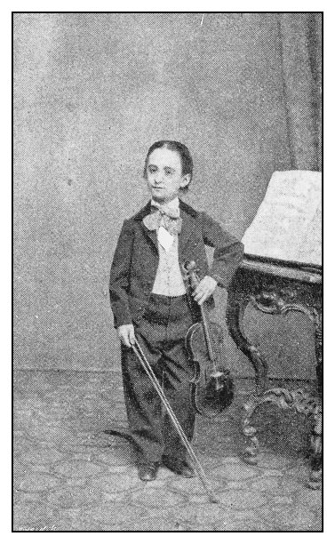 古董照片:Tivadar Nachez儿童小提琴家图片下载
