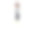 紧张愤怒的女人压力很大，手里抓着一份文件，一边咒骂一边尖叫。图片下载