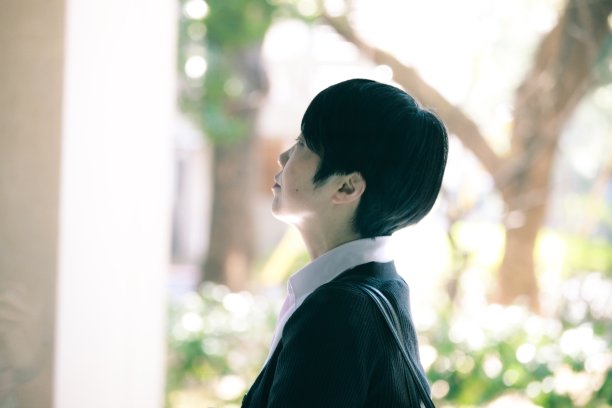 女人的招募图片下载