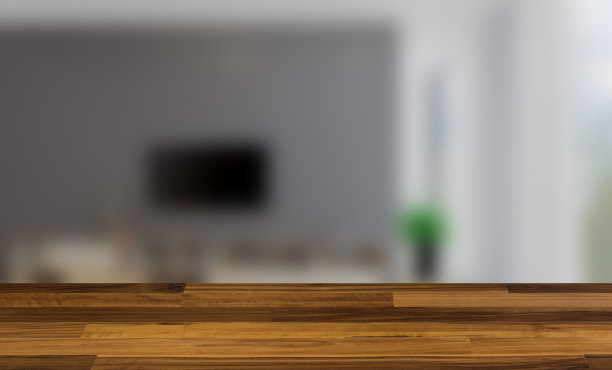 室内是一间带有灰色墙壁和浅色家具的现代办公室。一个有大窗户的房间。山景城。商业背景。3 d渲染…木制的桌子图片下载