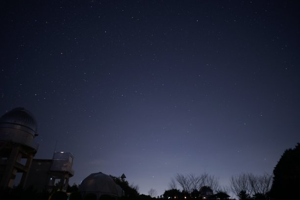 天文台的星空图片下载