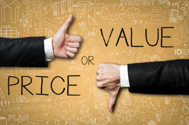 价格或价值/黄色背景概念(点击查看更多)图片下载