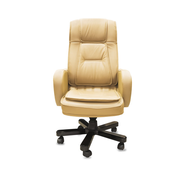 米色皮革的办公椅。孤立在白色图片下载