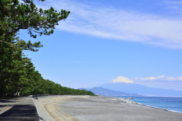 富士山的松原三穗。图片下载