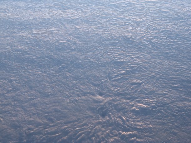 云上日出的暗示图片下载