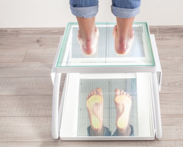 检查脚的医疗设备图片下载