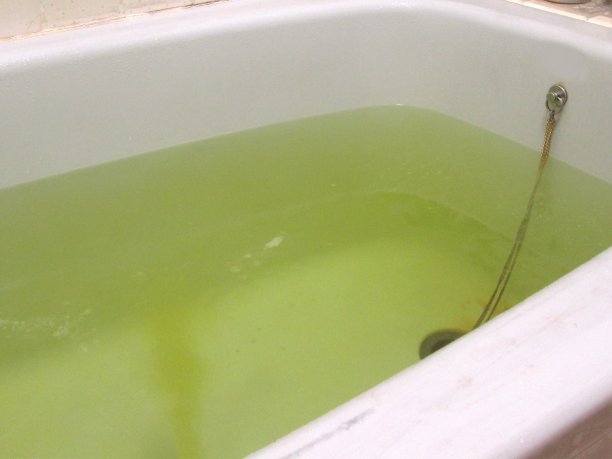 用浴盐洗澡图片下载