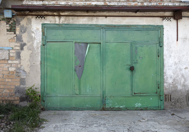 旧金属仓库门，机库，高分辨率照片图片下载