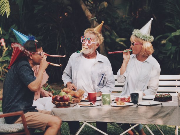 高级组男女联欢会图片下载