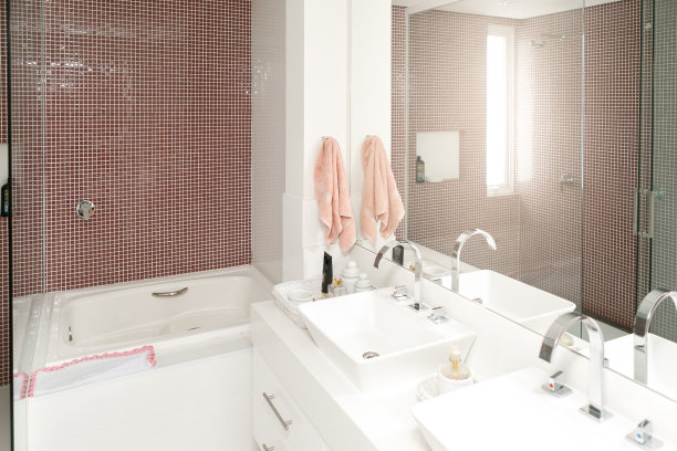 现代的漂亮的浴室图片下载