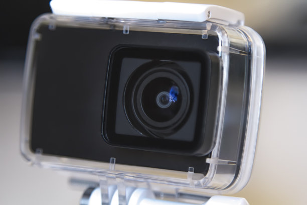 防水盒子里的动作相机图片下载