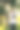 年轻女老师拿着写字板在外面。公园里的现代教师。戴眼镜的女人图片下载