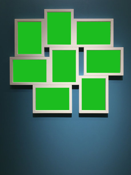 (剪辑路径)挂在墙上的相框图片下载