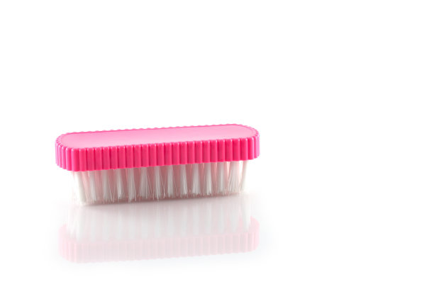 粉红色的衣服刷上了白色的图片下载