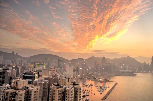 夕阳下的香港海港，HDR图片图片下载