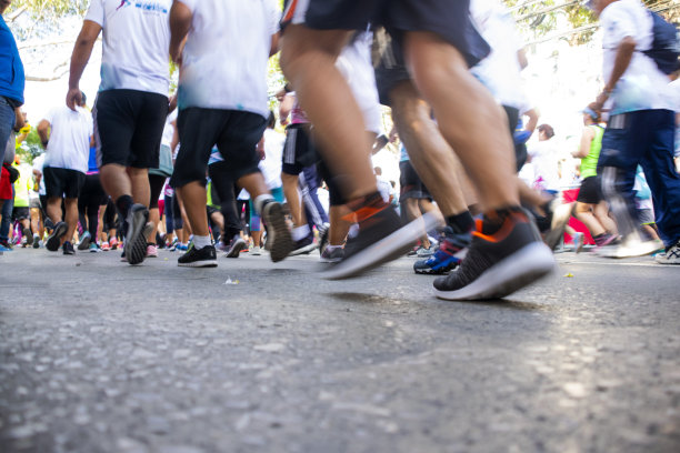 马拉松细节腿，拉丁美洲的运动，拉丁人图片下载