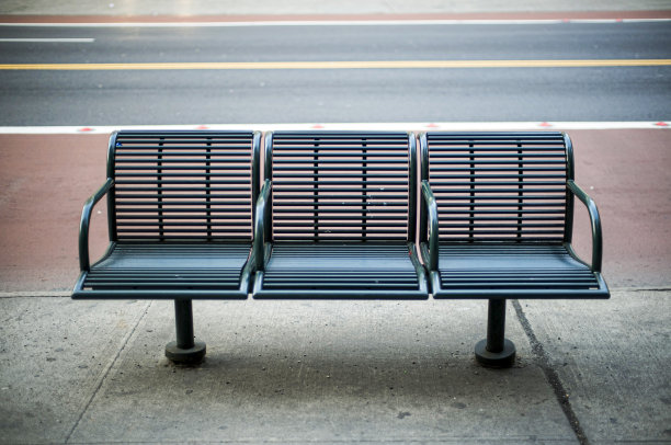 纽约曼哈顿的长椅图片下载