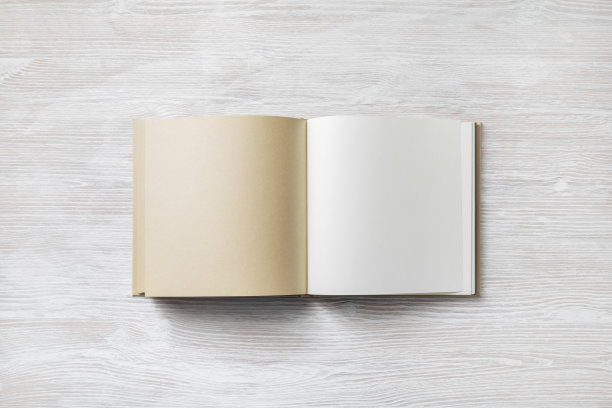 打开空白的小册子图片下载