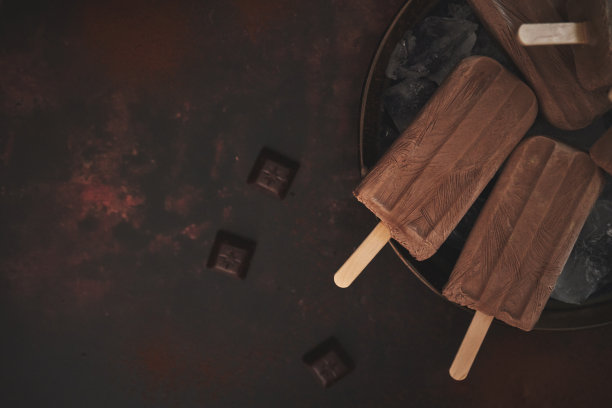 巧克力冰淇淋棒图片下载