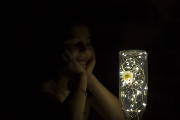 戴西在一个罐子里图片下载