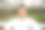 一名日本男子在树林里自拍图片下载