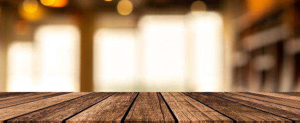 抽象模糊的现代室内咖啡厅装修，天花板上的灯光和复古木柜台桌全景透视展示，推广，广告产品展示蒙太奇概念图片下载