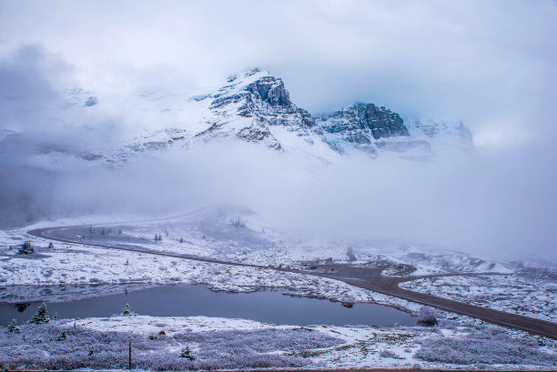加拿大哥伦比亚冰原图片下载