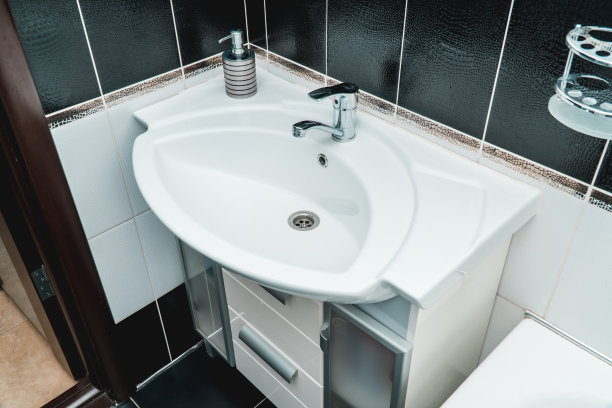 浴室里水槽的照片图片下载