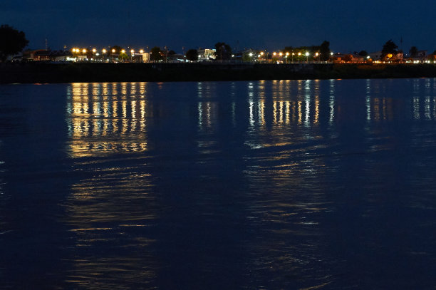老挝万象的夜景图片下载