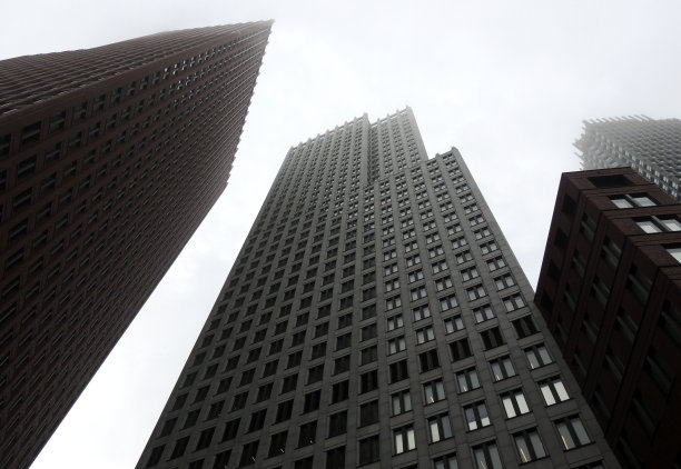 荷兰海牙的办公大楼/摩天大楼图片下载