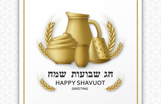 五旬节 greeting card with dairy foods and wheat. Golden template. Translation Happy 五旬节. Vector illustration.图片下载