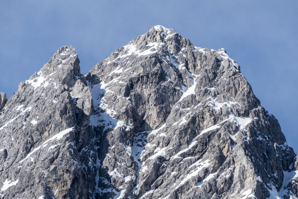 意大利的阿尔卑斯山峰-白云石图片下载